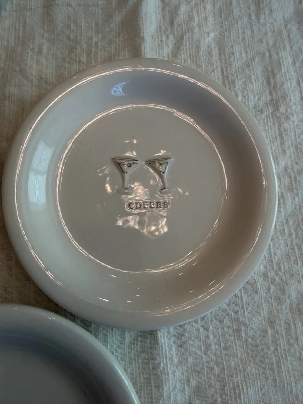 Williams Sonoma Cheers 6 White Ceramic cheers desert 6” plates